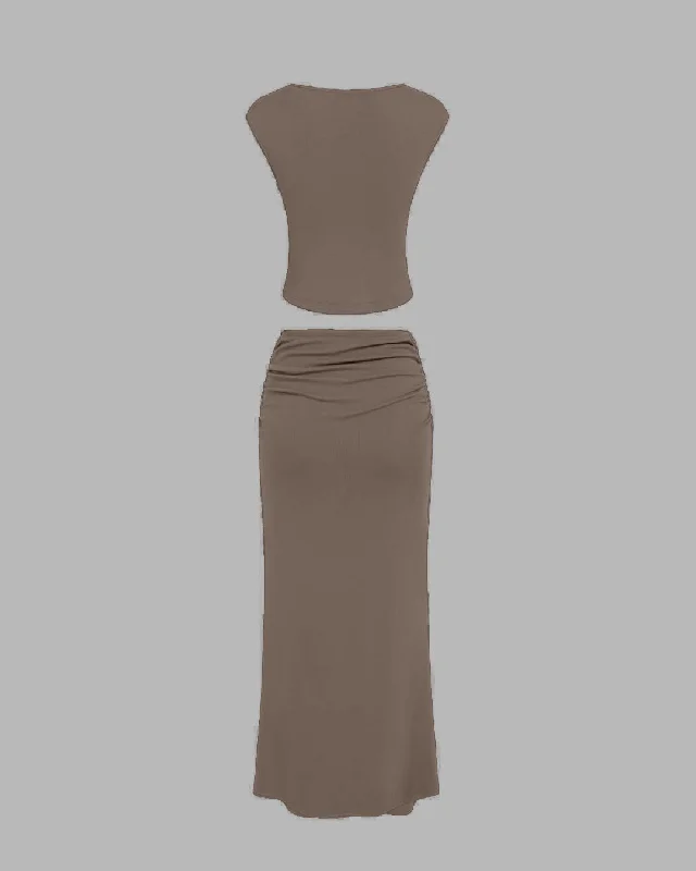 sleeveless-crop-tank-top-ruched-maxi-skirt-in-olive-green