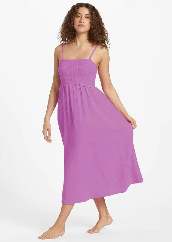 Off The Coast Dress - Lush Lilac