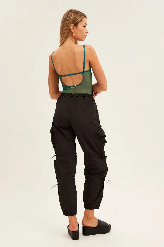 black-low-rise-cargo-pants-bt12609-f4-2