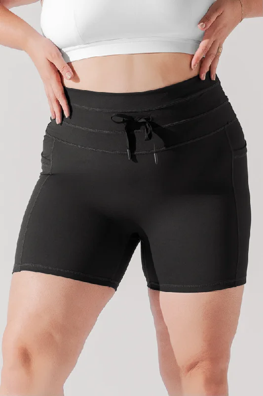 cargo-midi-short-with-pockets-black