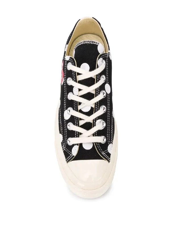 comme-des-garcons-play-converse-converse-low-cut-with-polka-dot-sneakers-100266514blk