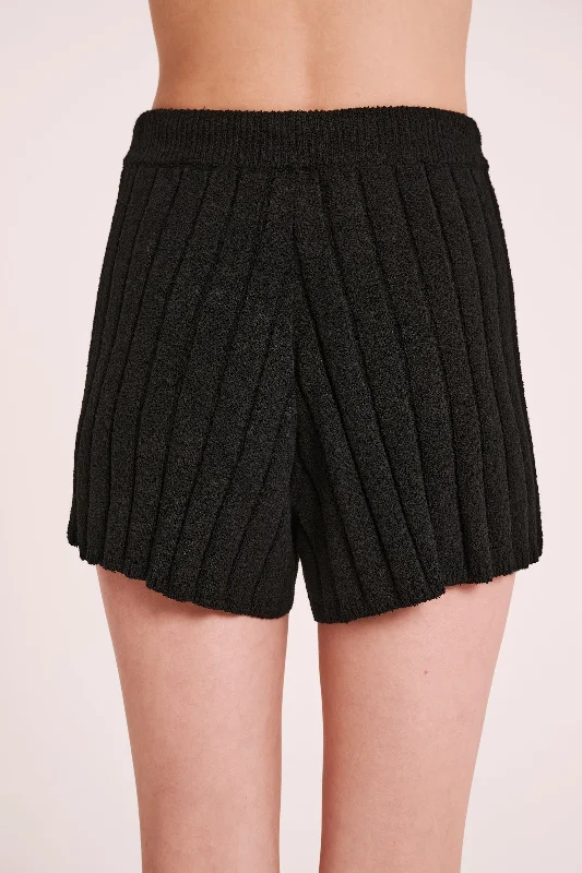 juni-knit-short-black