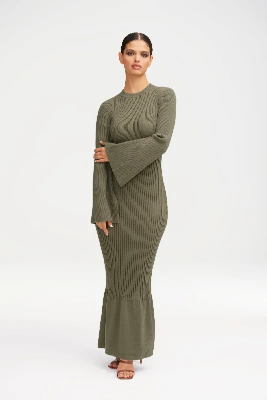 kourtney-ribbed-knit-maxi-dress-dark-forest