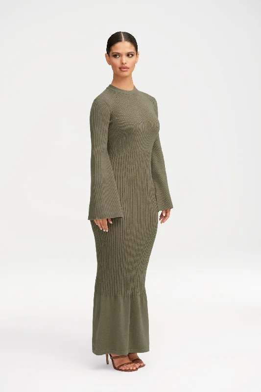 kourtney-ribbed-knit-maxi-dress-dark-forest