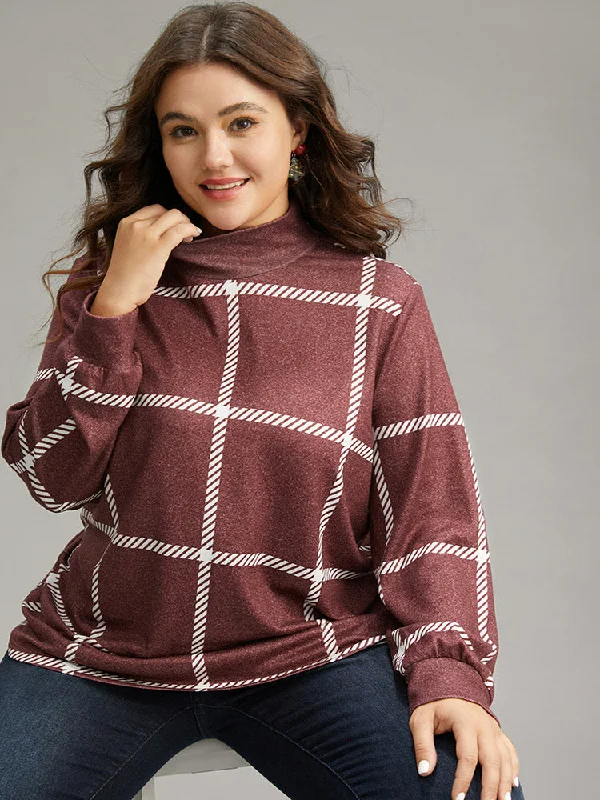 plaid-geometric-contrast-funnel-neck-t-shirt