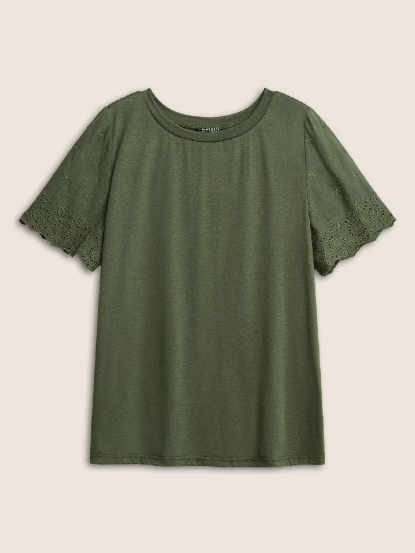 plain-crew-neck-broderie-anglaise-t-shirt