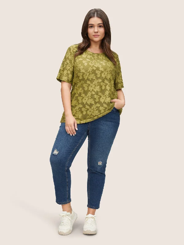 textured-silhouette-floral-print-t-shirt