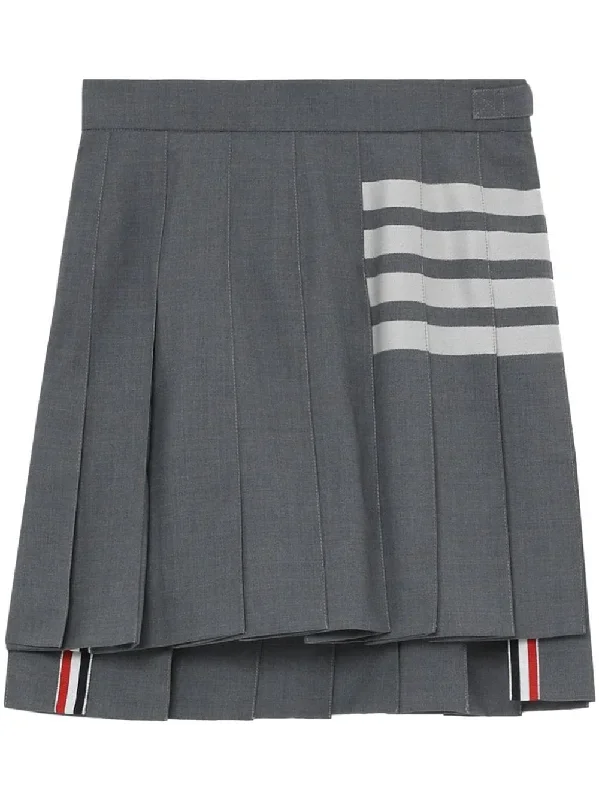 Dropped Back Pleated Skirt