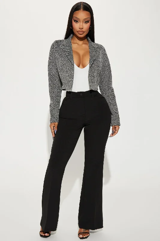 you-better-work-cropped-blazer-grey